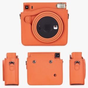 Fujifilm Instax Square SQ1 Instant Camera and Case